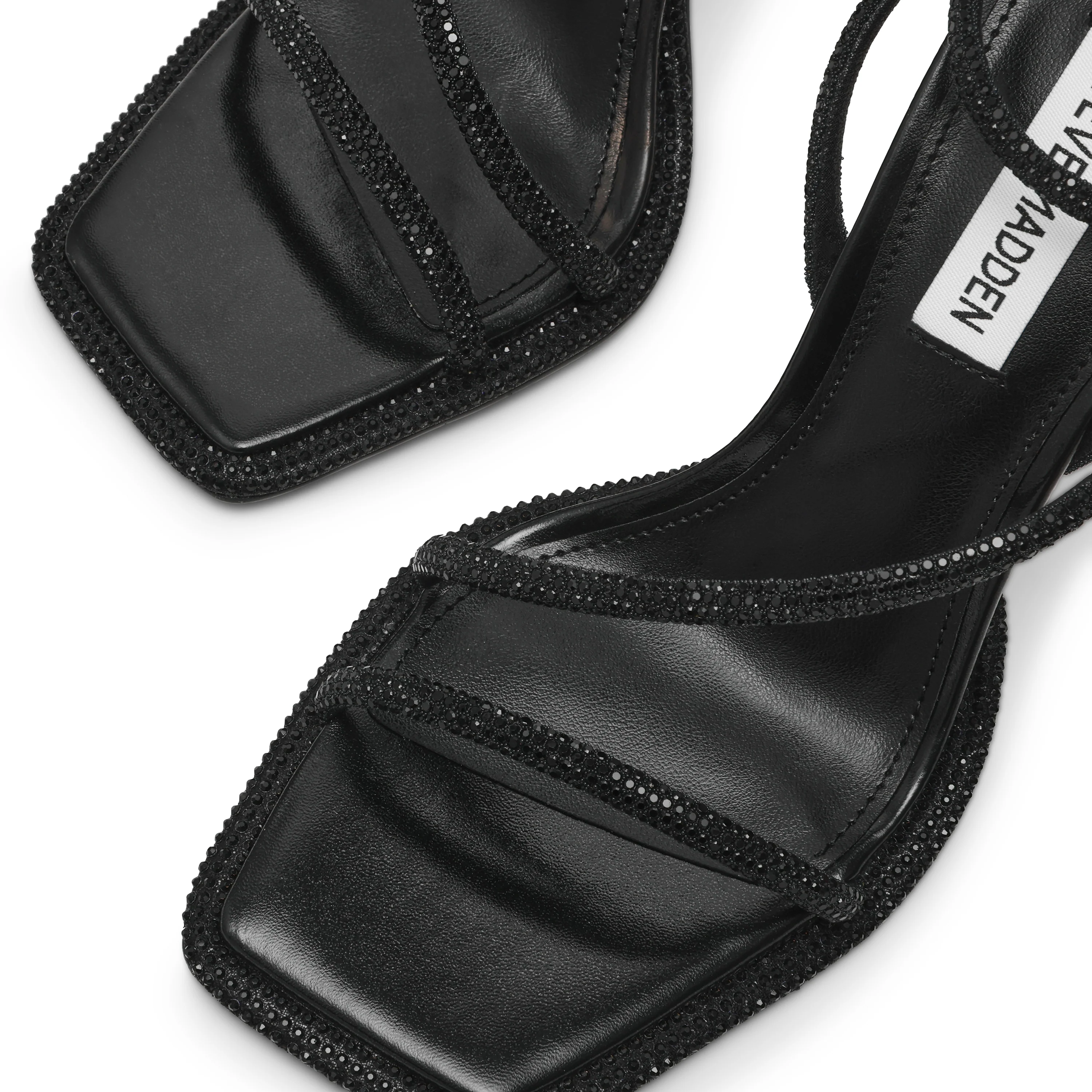 BRITTINA BLACK - Image 3